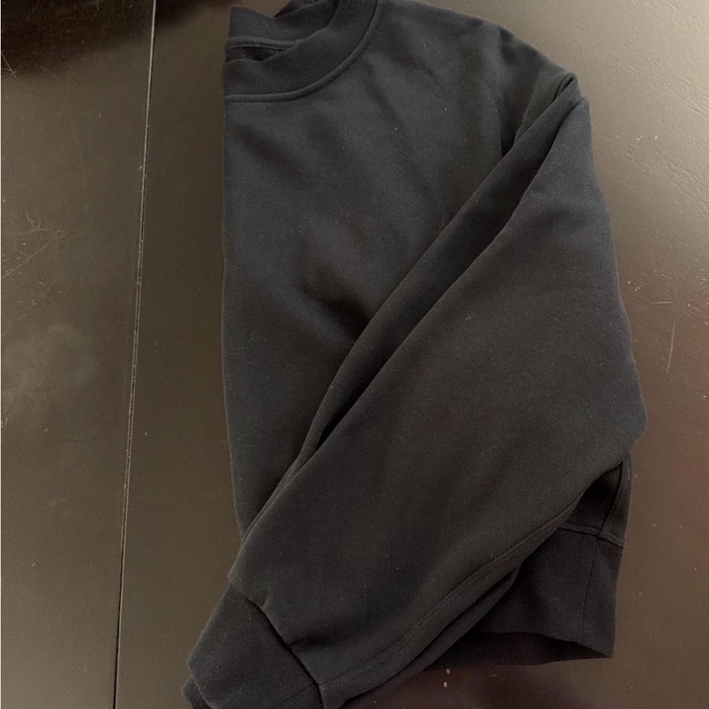 Lululemon crew neck black